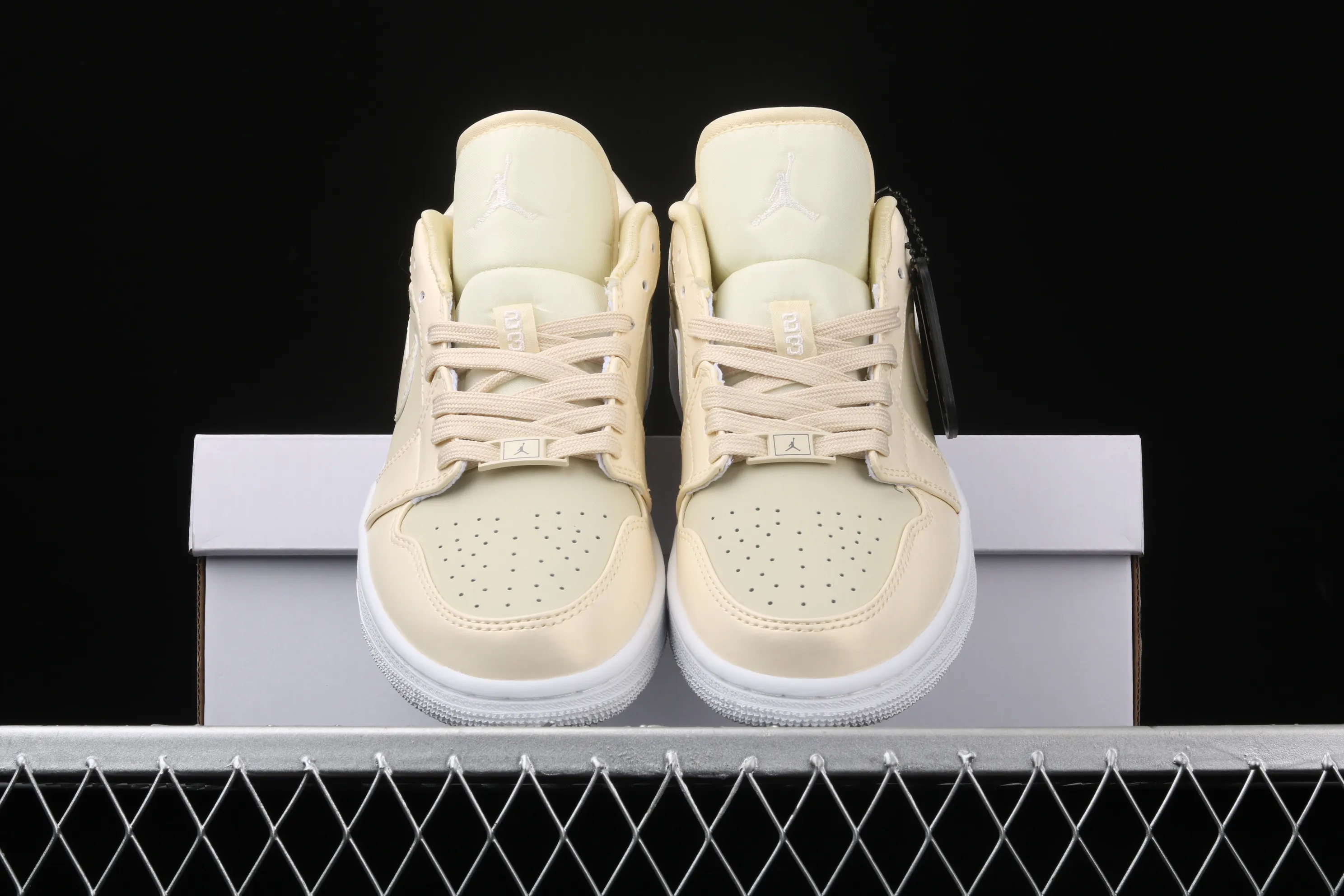 All categories Air Jordan Jordan series basketball shoes Air Jordan 1 Low Air Jordan 1 Low AJ1 Joe 1 low-top cultural and leisure sports sneakers CQ9446-200